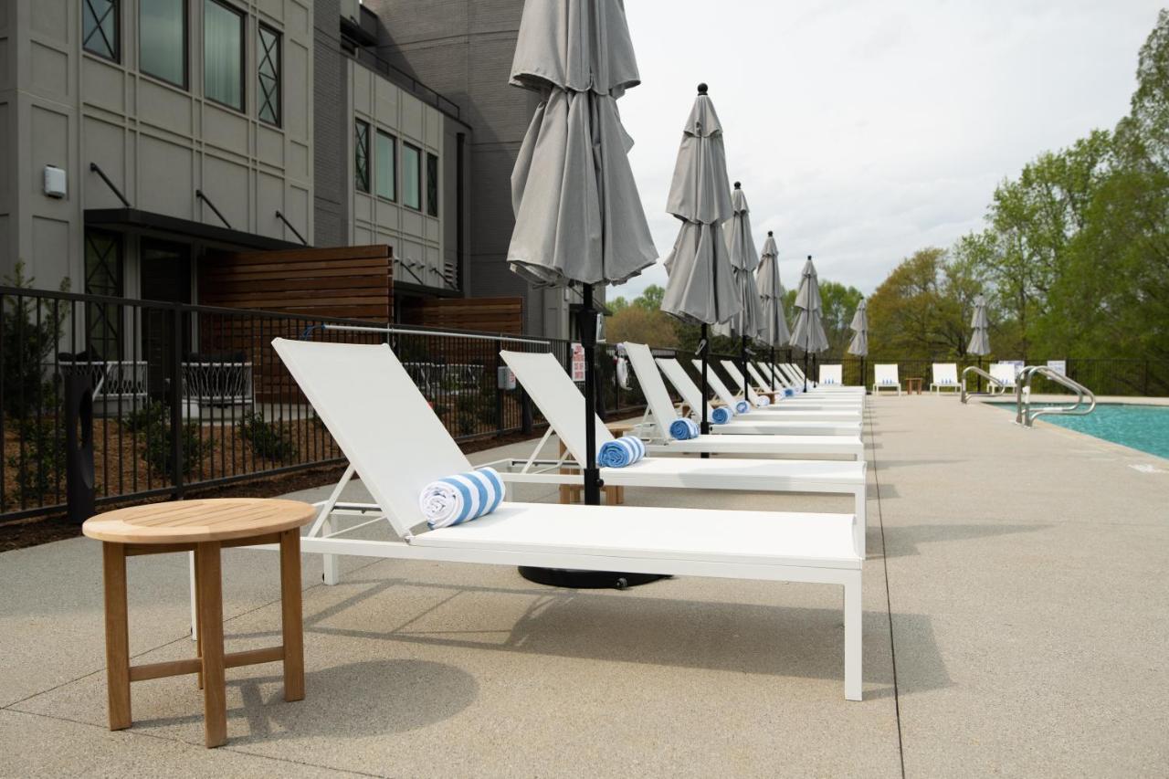 Hotel Hartness Greenville Bagian luar foto