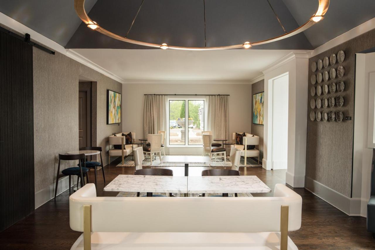 Hotel Hartness Greenville Bagian luar foto